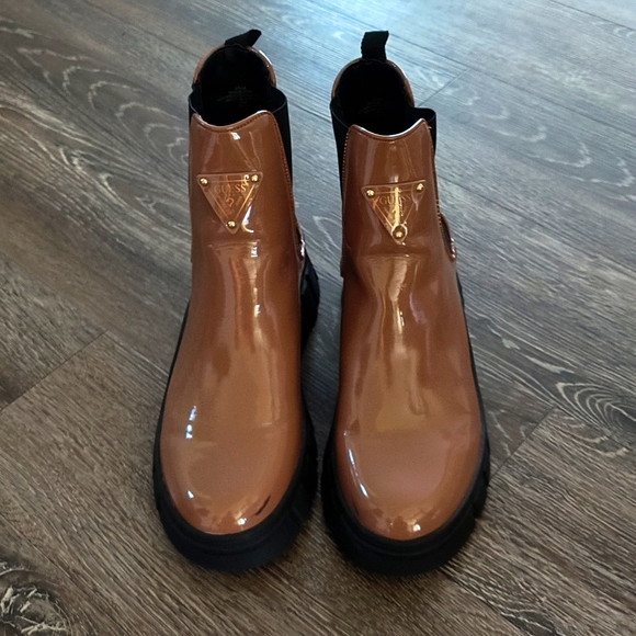 Guess Hestia faux leather booties - Picture 2 of 4